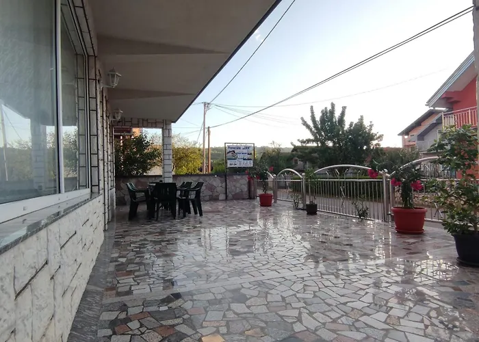 Prenociste Borik * Sanski Most