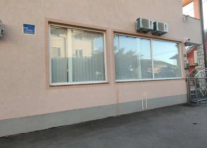 Inn Prenociste Borik